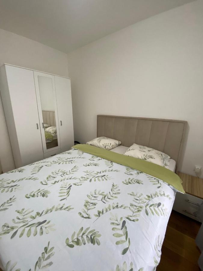 Appartement Falcon à Banja Luka Extérieur photo